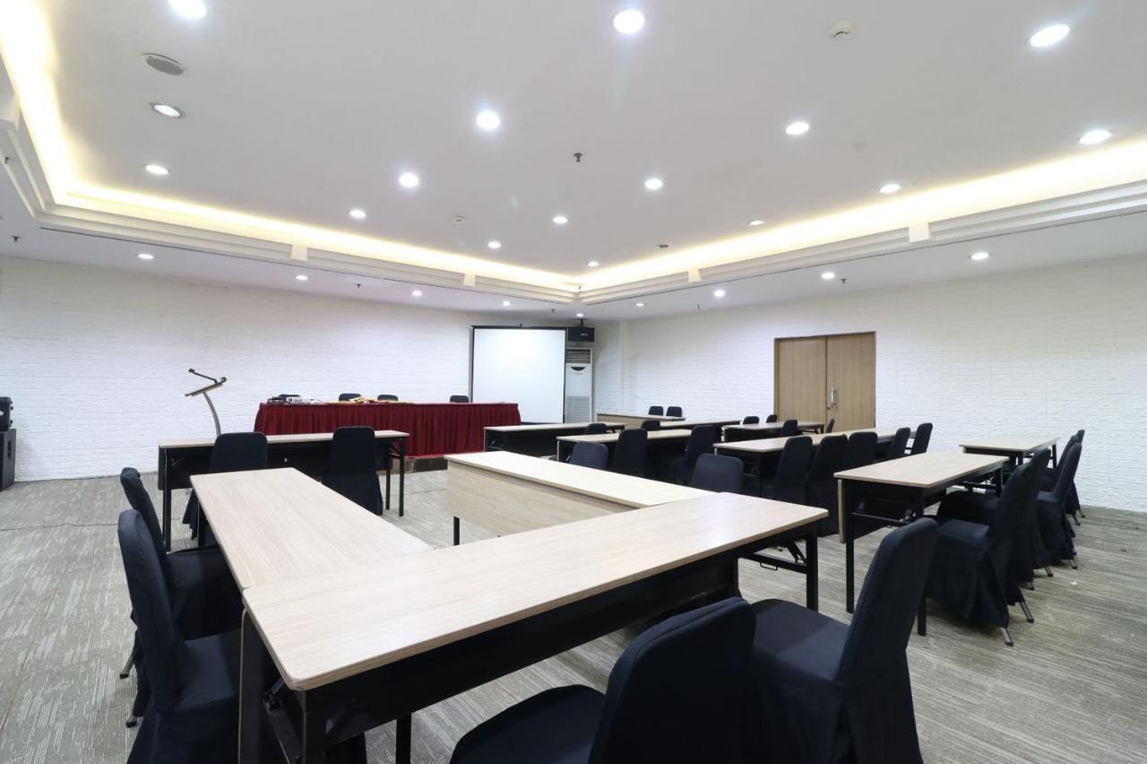 Tamarin Hotel Jakarta Manage By Vib Hospitality Management Екстериор снимка