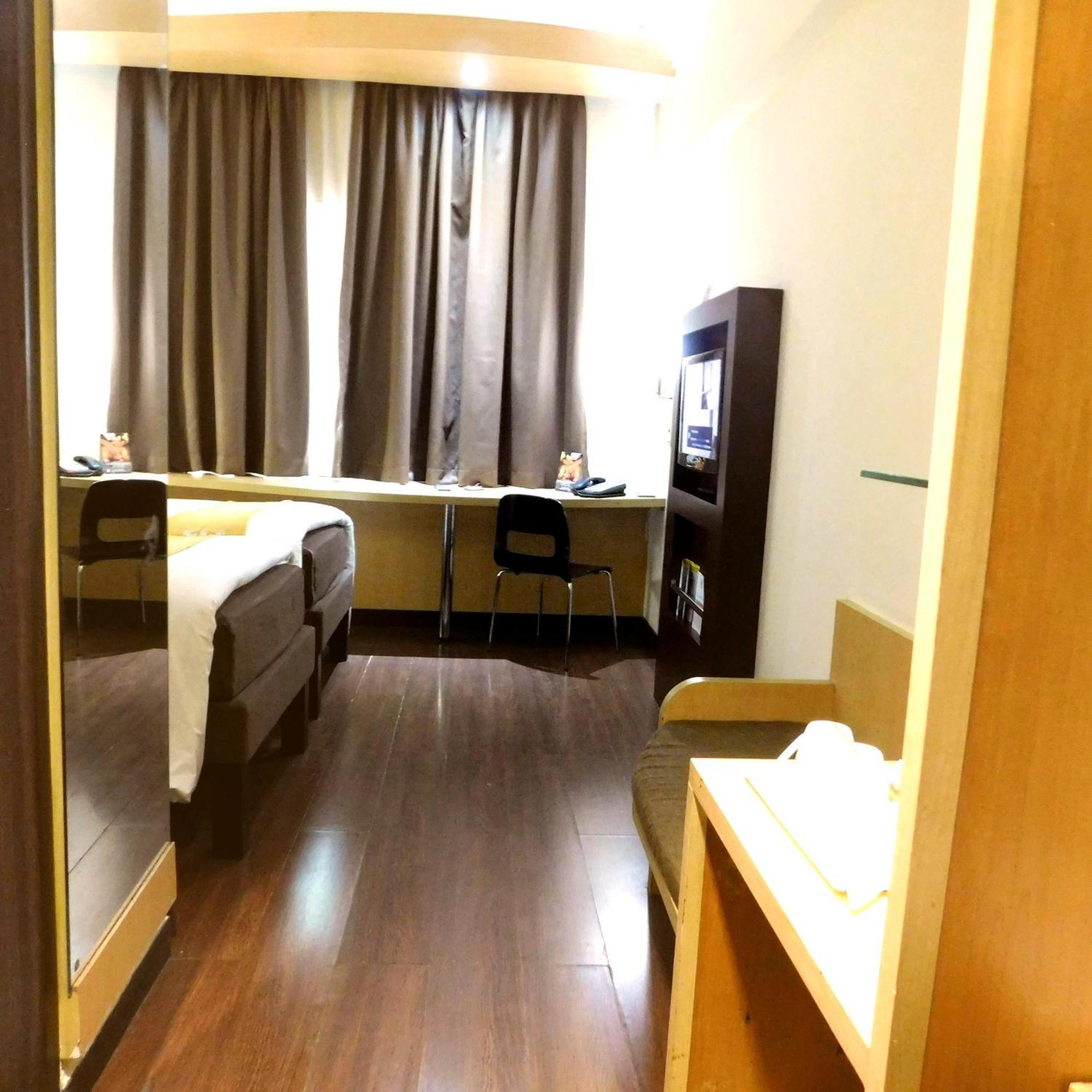 Tamarin Hotel Jakarta Manage By Vib Hospitality Management Екстериор снимка
